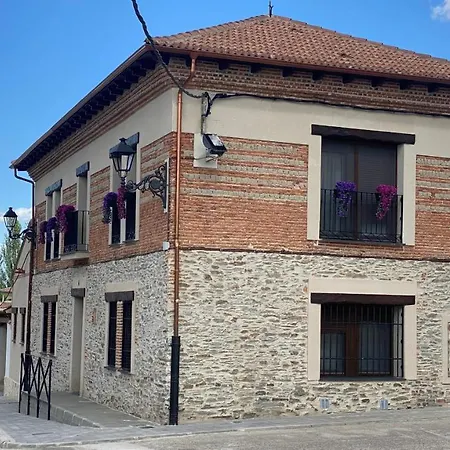 La Antigua Taberna Lantställe Nieva (Segovia)